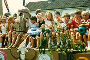 1986 School Float