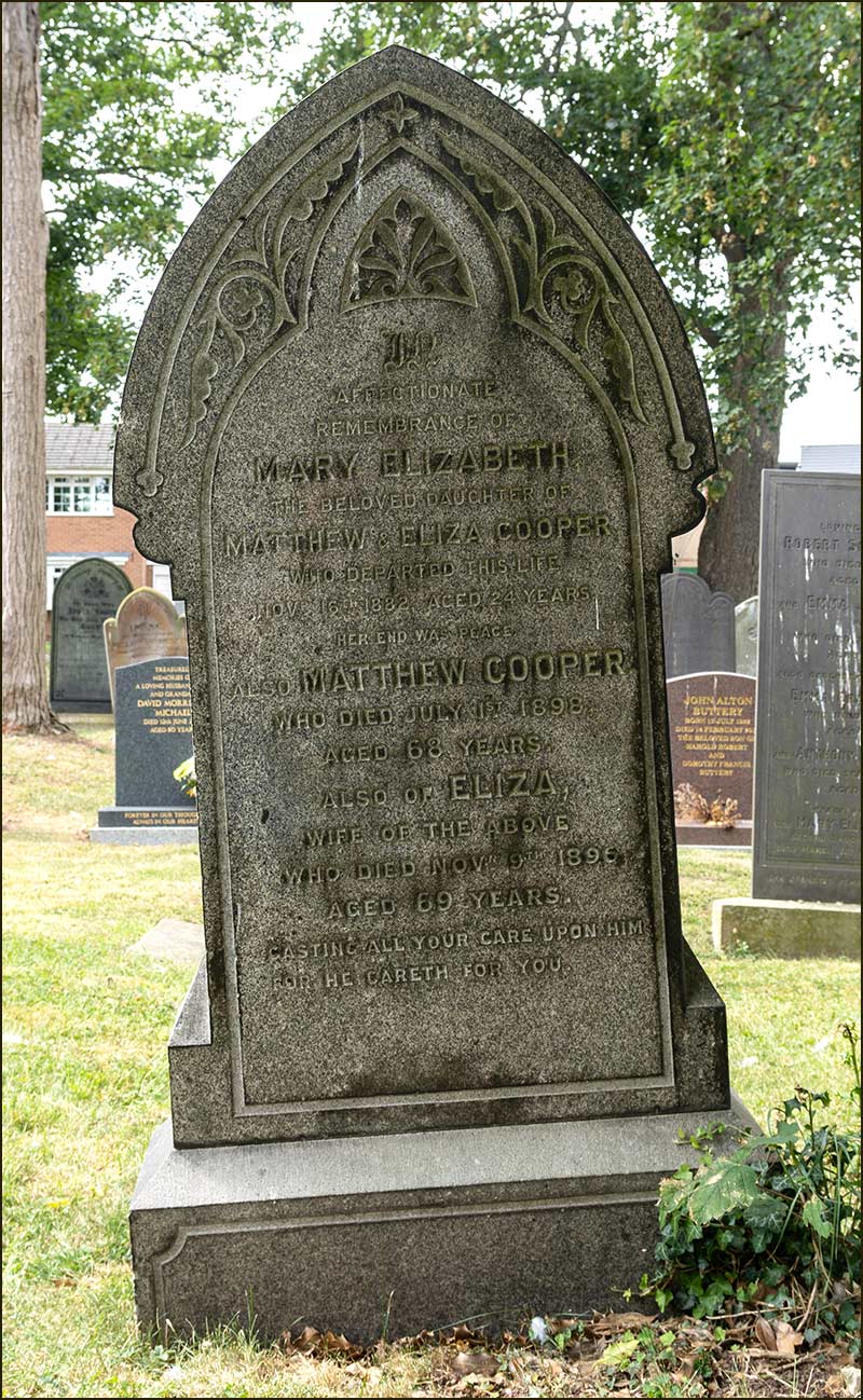 Coopers grave