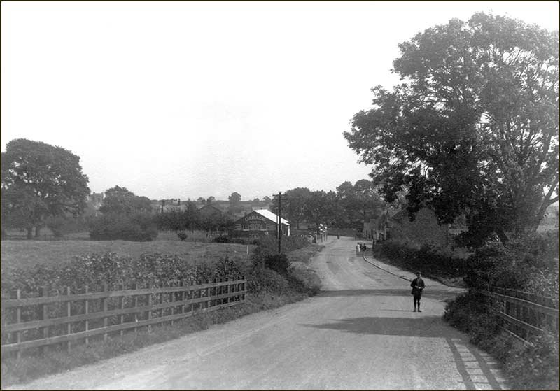 Nottingham Road as it drops down from Town End Bridge (1920s)